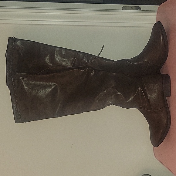 Over the knee boots - Picture 2 of 4